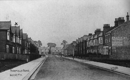 C:\Users\IAN\Pictures\stroud gate (2).jpg