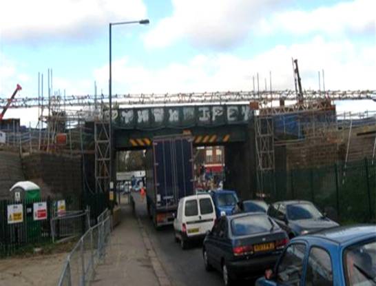 C:\Users\IAN\Pictures\HARROW PHOTOS\PHBRIDGE.jpg